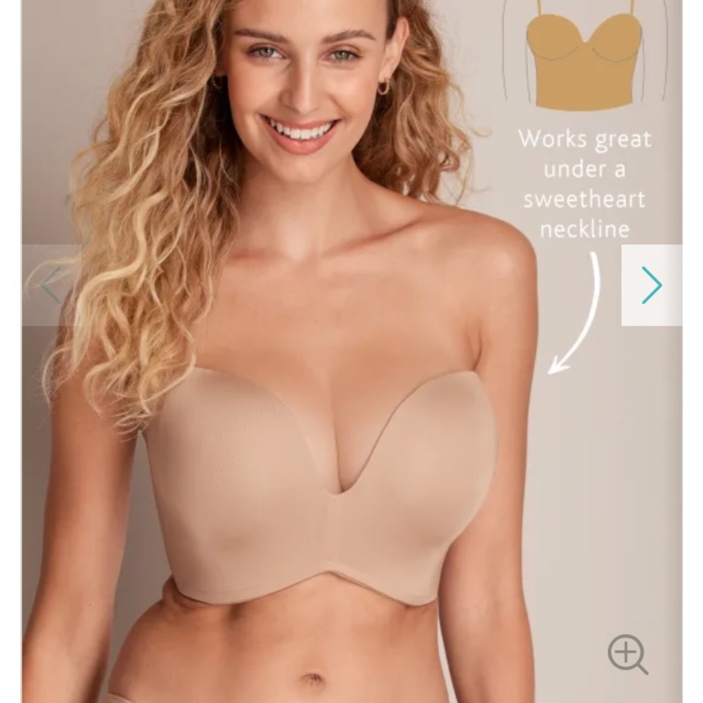 AMAZING cleavage Wonderbra strapless bra
